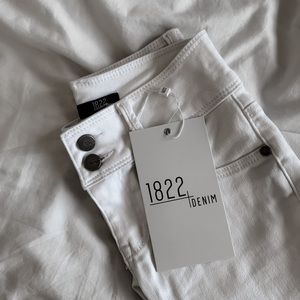 1822 White Denim Butter Jeans